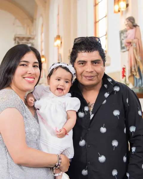 Bautismo, una bienvenida llena de amor: foto 8 de 17