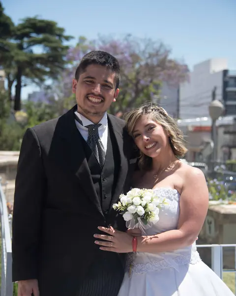 Boda en iglesia, fotos familiares, sesión novios & fotos familiares: foto 17 de 21