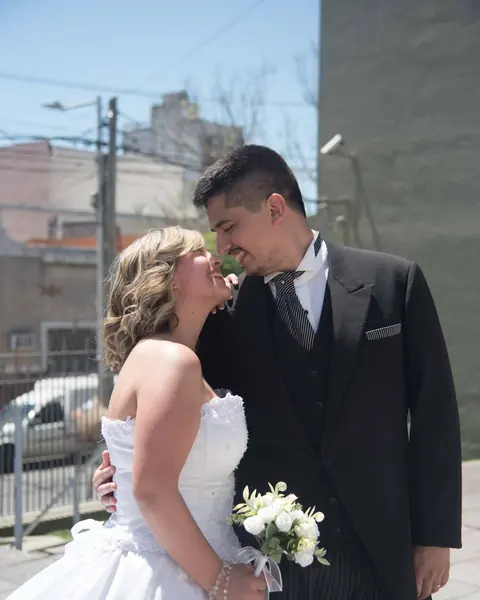 Boda en iglesia, fotos familiares, sesión novios & fotos familiares: foto 3 de 21