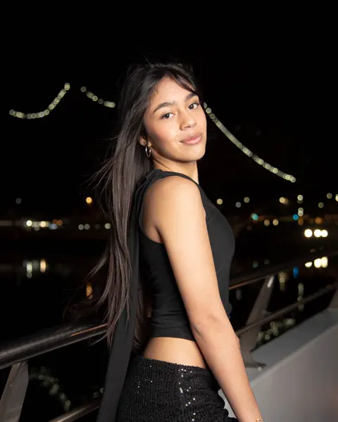 Book de 15 en exterior, puerto madero: foto 8 de 21