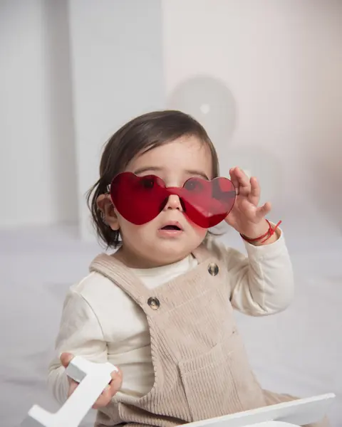 Primer año en estudio, un año de miradas que derriten: foto 4 de 8