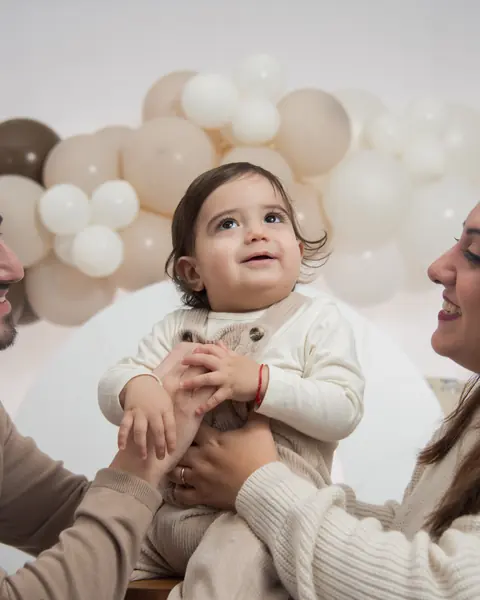 Primer año en estudio, un año de miradas que derriten: foto 6 de 8