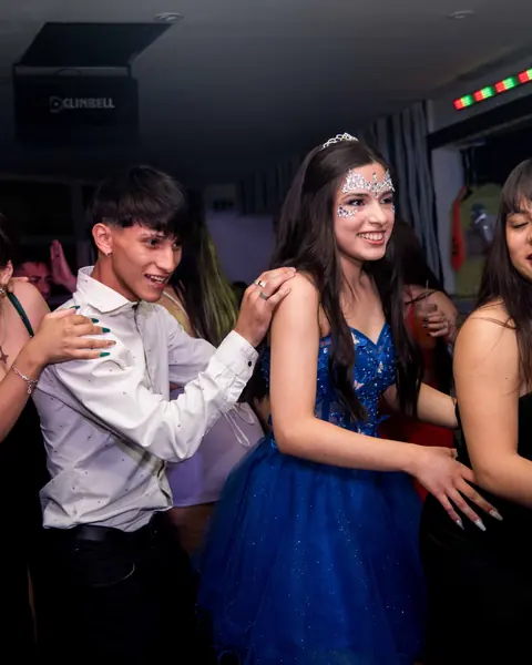 Fiesta y baile, fiesta de 15: foto 8 de 14