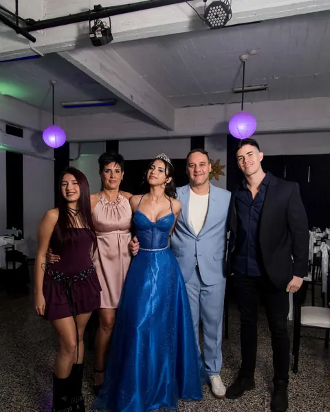 Sesión previa, fiesta de 15: foto 3 de 9
