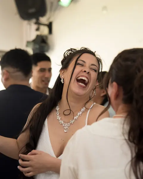 Fiesta de casamiento, ingreso de los novios, vals & baile: foto 20 de 28
