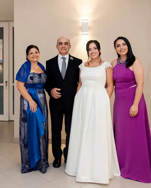 Preparativos de la novia, peinado & maquillaje: foto 16 de 30