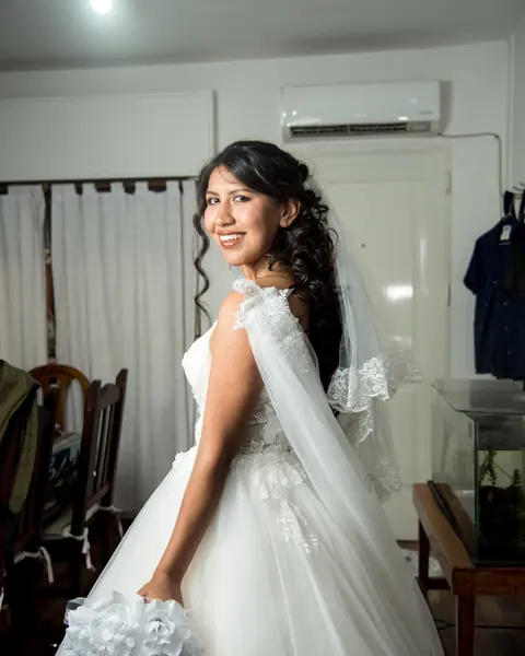 Preparativos de la novia, peinado & maquillaje: foto 22 de 30