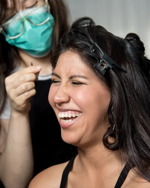 Preparativos de la novia, peinado & maquillaje: foto 27 de 30