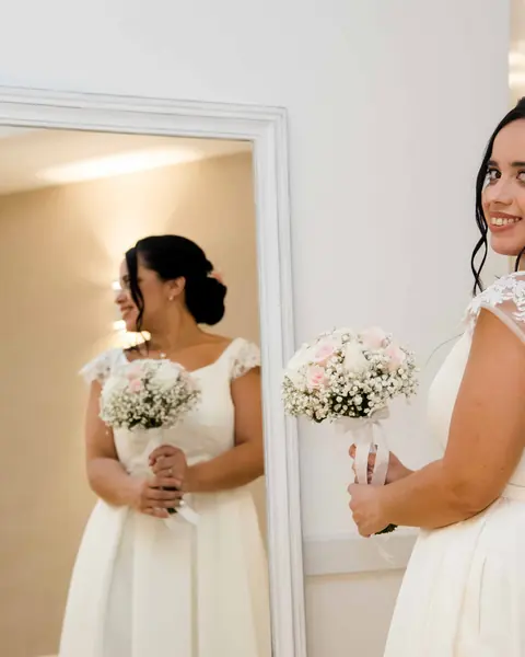 Preparativos de la novia, peinado & maquillaje: foto 8 de 30